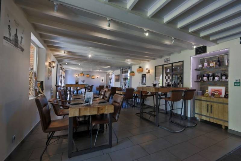 Restaurant le puit fleuri - Le comptoir de la Batterie